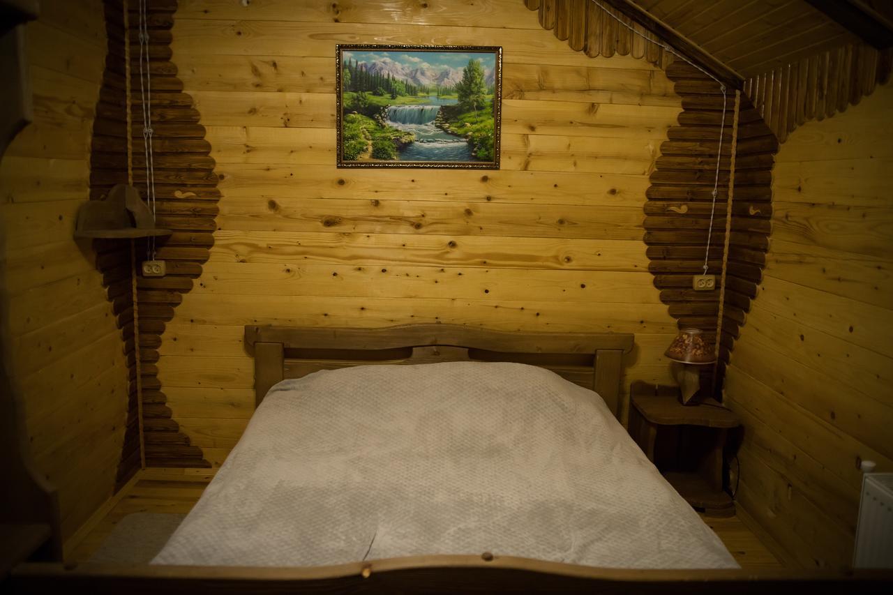 Hostal Kabanova Gora Bukovel Exterior foto